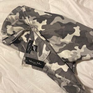 Brand New Marcus Adler Grey Camo Scarf